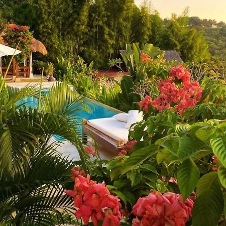 Uluwatu Sunhouse, Mandala Village מראה חיצוני תמונה