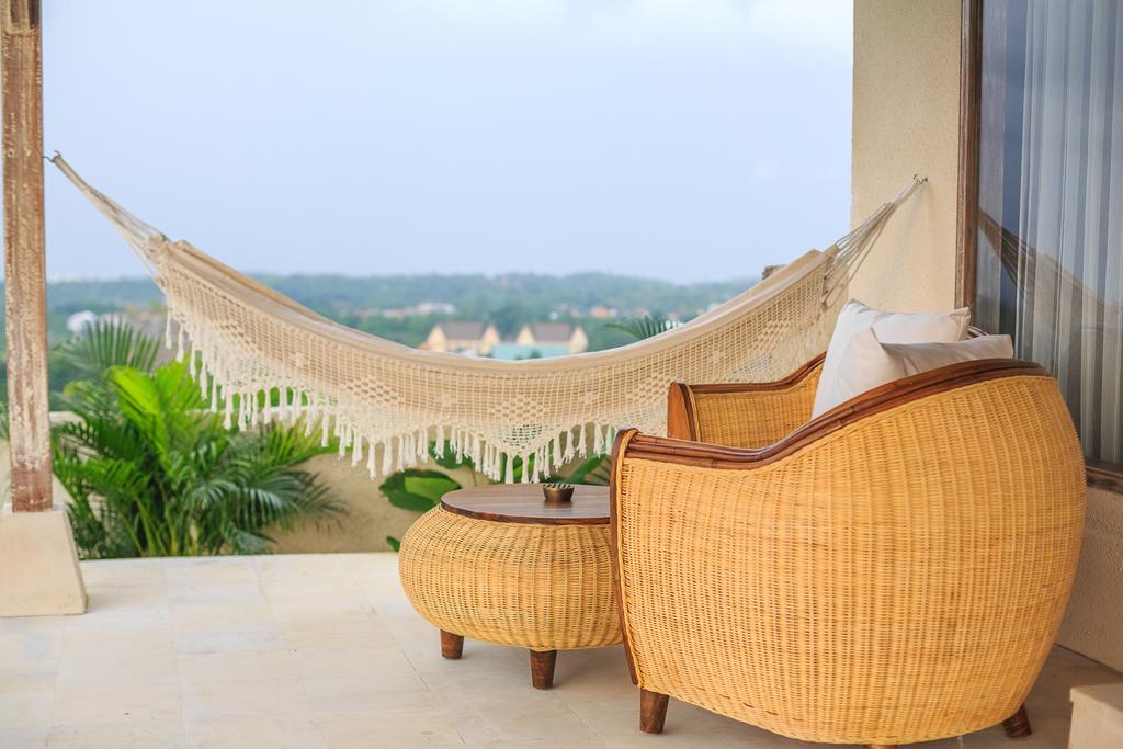 Uluwatu Sunhouse, Mandala Village מראה חיצוני תמונה